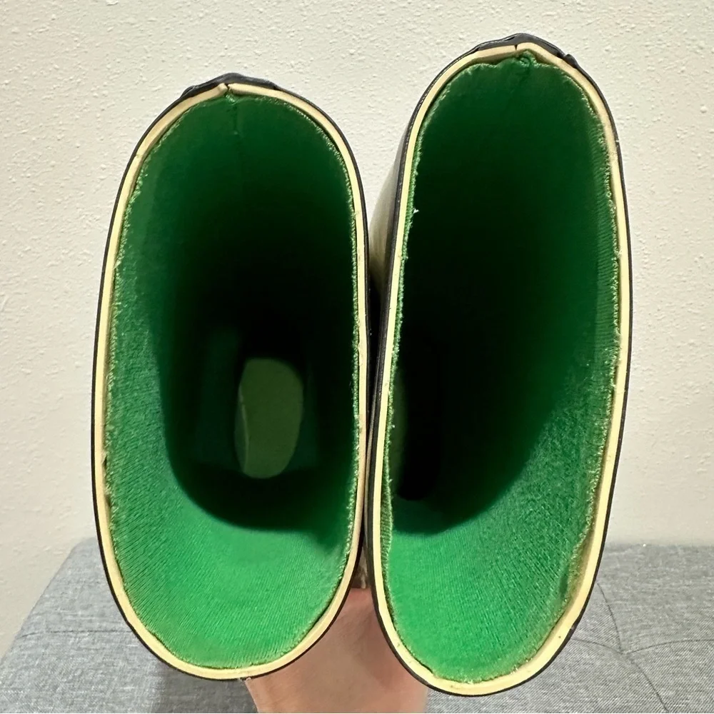 Smoky Running Horses Boot